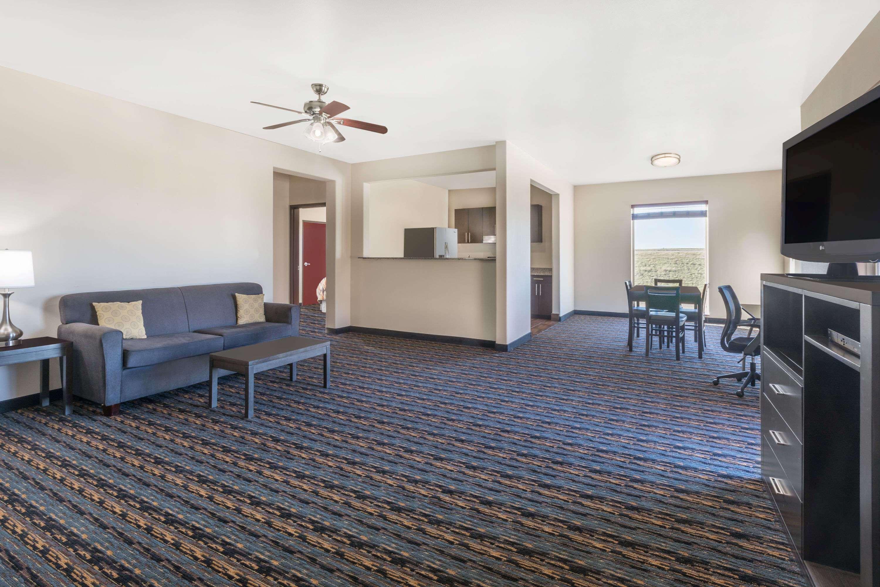 Days Inn By Wyndham Dilley Exteriér fotografie